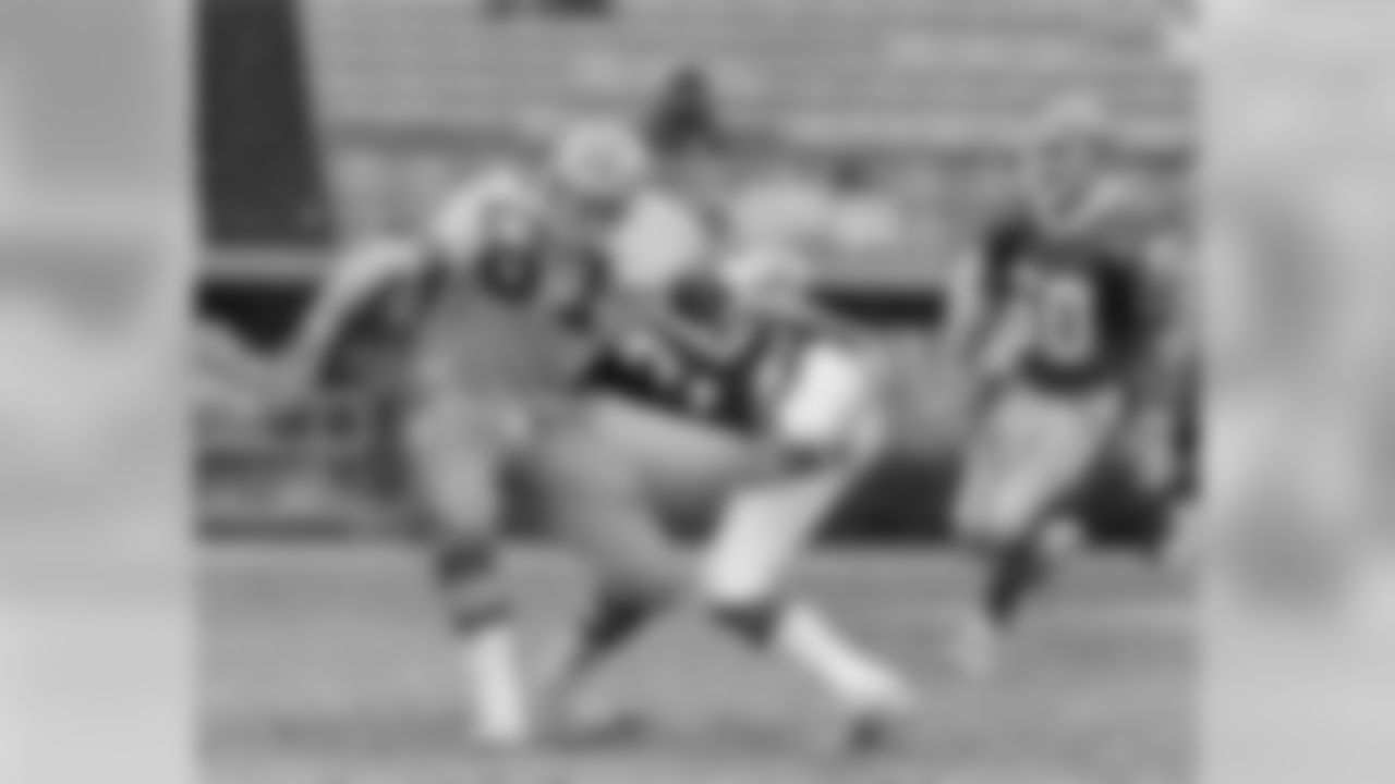 Dec. 12, 1976 - TE Rich McGeorge is tackled after missing a pass from QB Lynn Dickey in Atlanta. A season low 23,436 fans were in attendance.