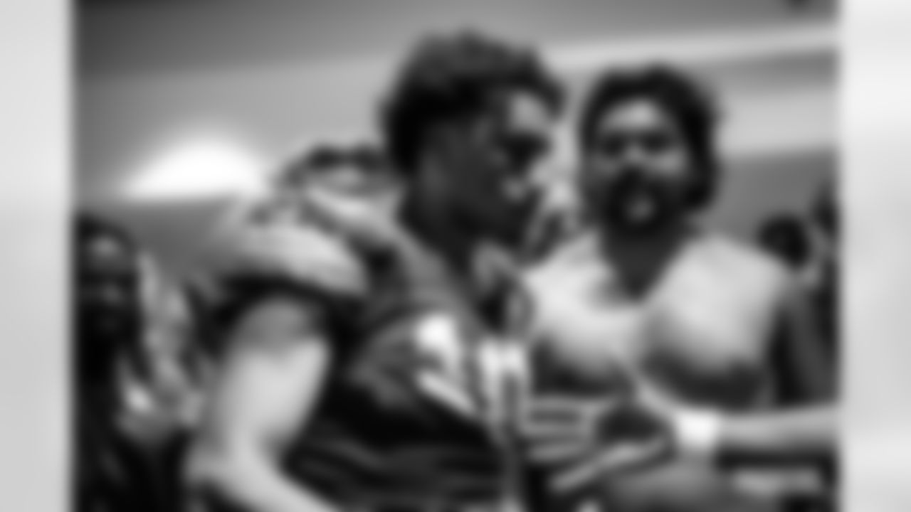 230924-locker-room-pics-siegle-wm-022