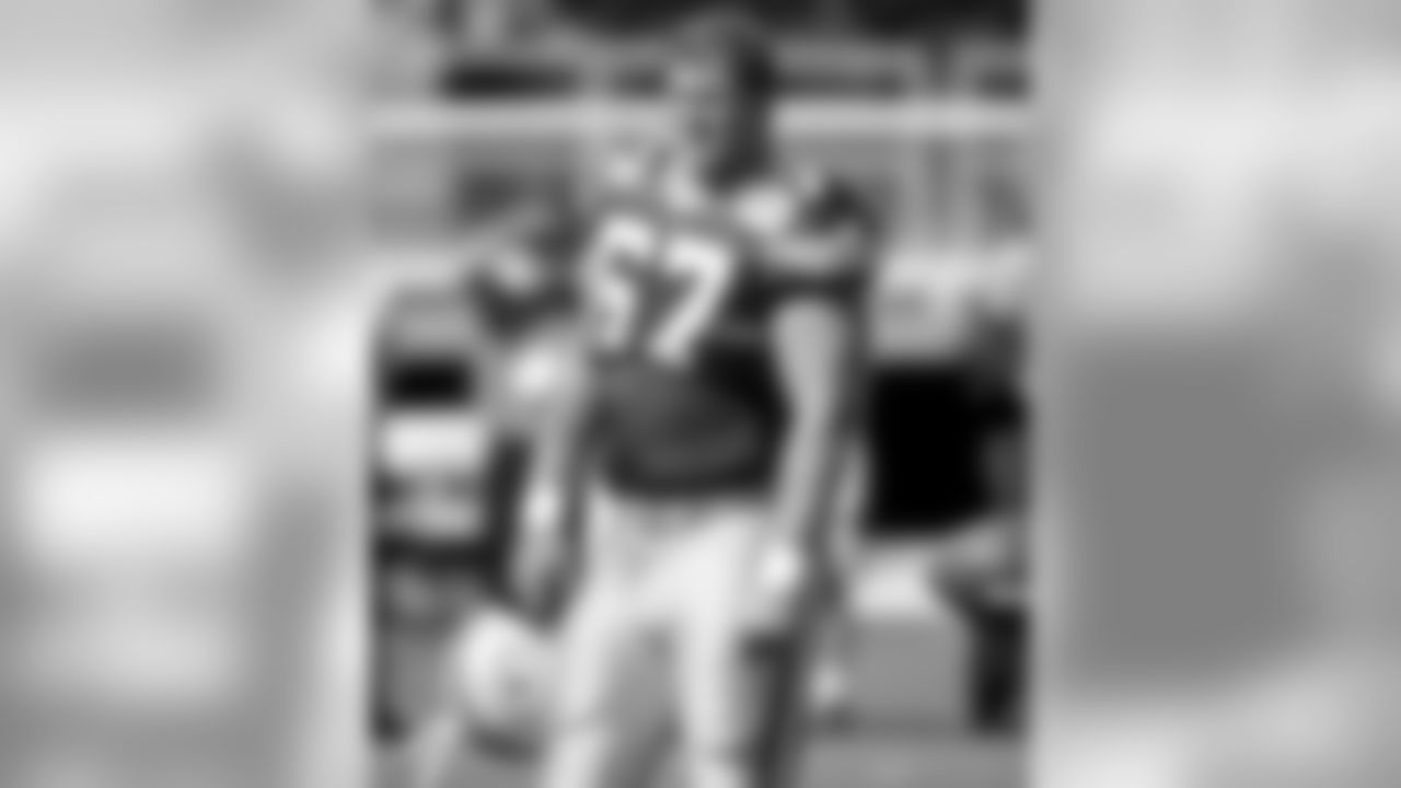 Won a Super Bowl (XXXI) ring with the Packers in 1996. Appeared in 33 games with Green Bay. Originally drafted by the Miami Dolphins in the fourth round of the 1985 NFL Draft.