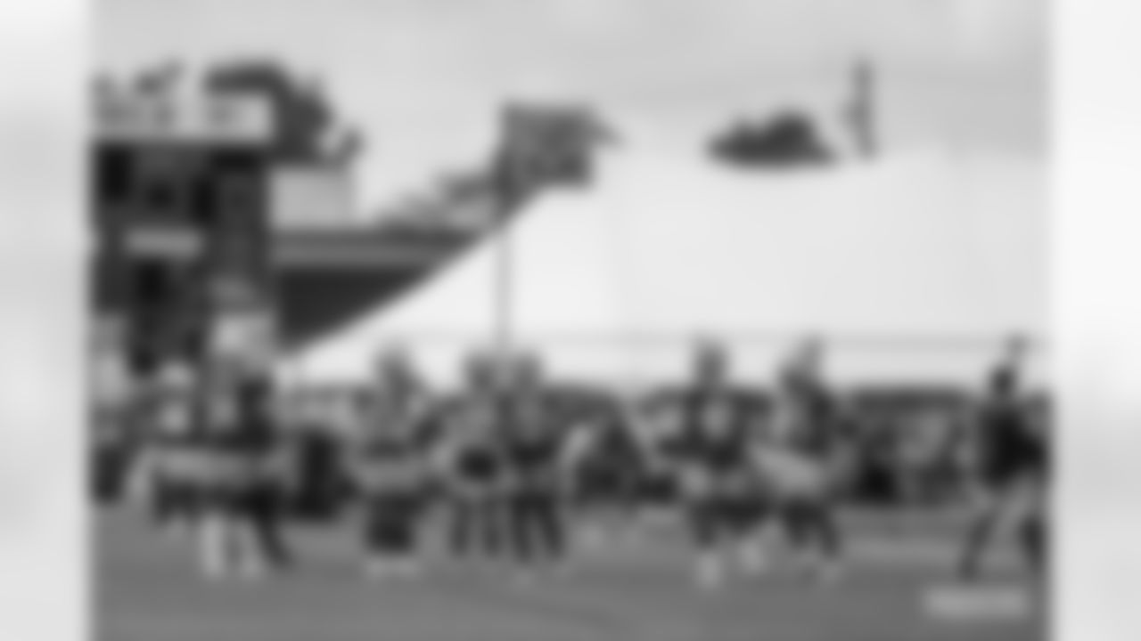 220727-training-camp-practice-1-2560032
