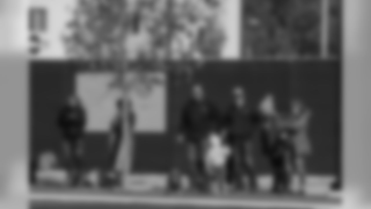 181013-flag-football-siegle-027