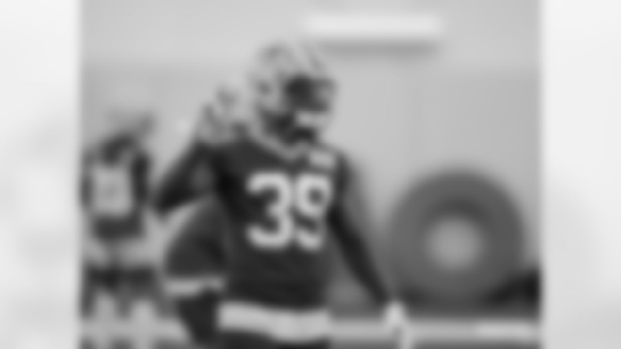 CB Chandon Sullivan
