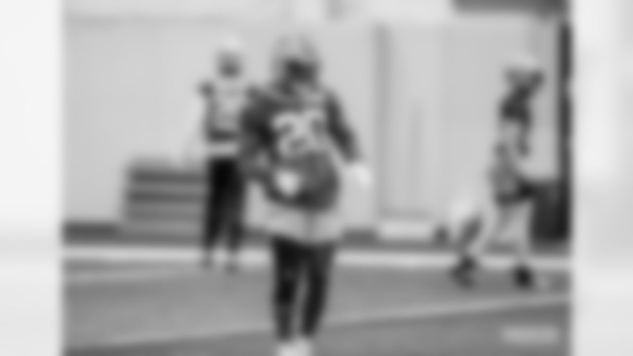 221222-evan-practice-gallery-2560067