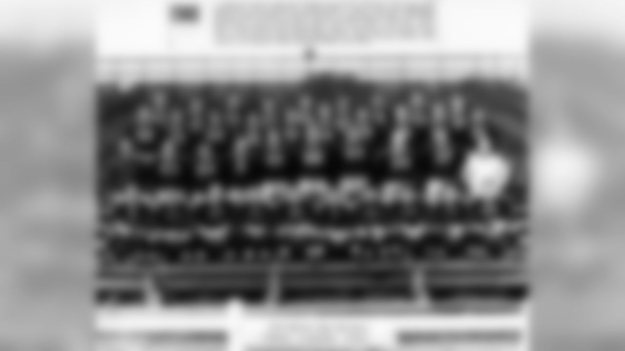 Green Bay Packers 1940
Record: 6-4-1