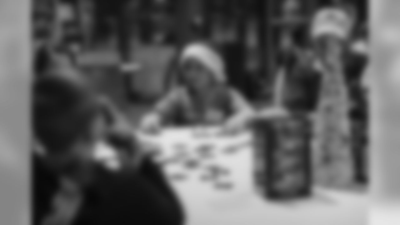 181217-rodgers-holiday-event-04