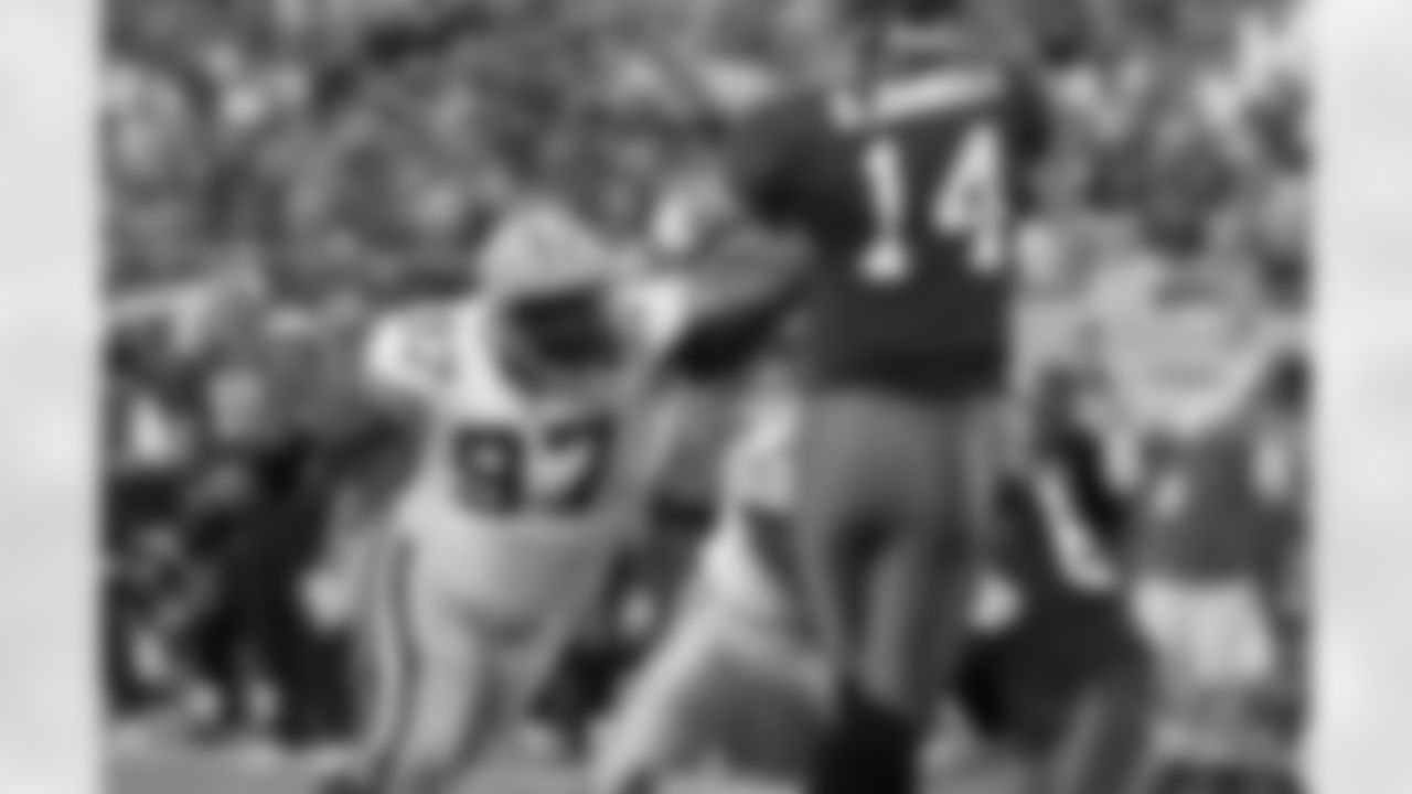 DT/DE Cletidus Hunt (1999-2004)