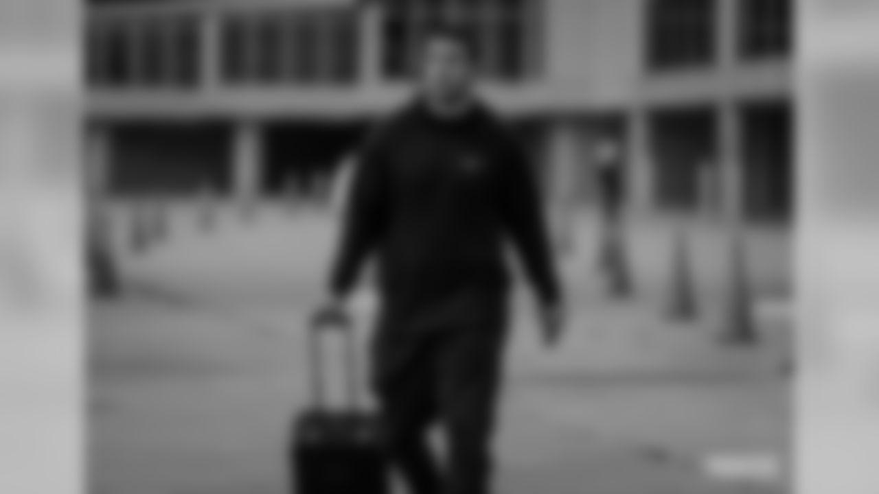 191101-packers-GRB-airport-siegle_WM-23