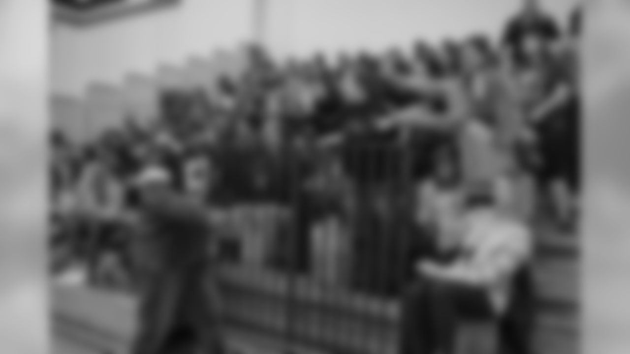 190409-tailgate-tour-clintonville-21