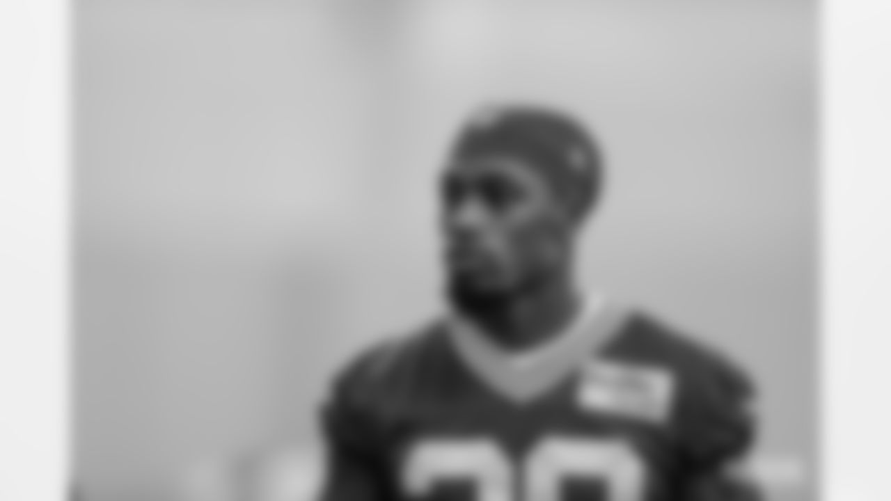 CB Chandon Sullivan