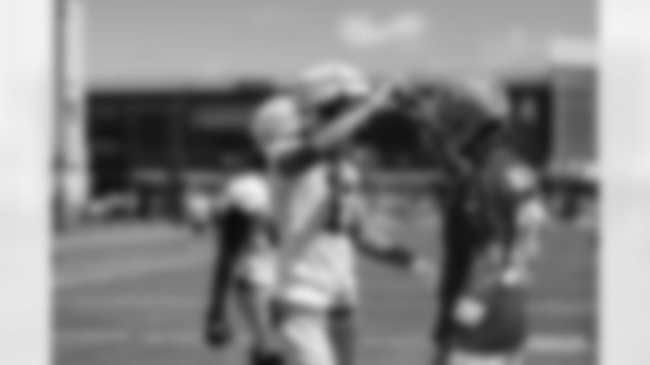 220727-training-camp-practice-1-2560097