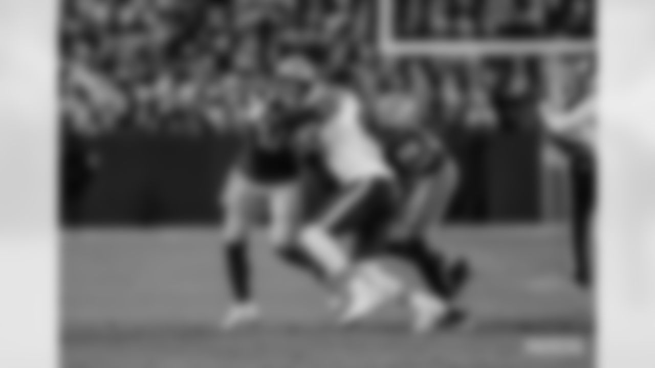 TE Tyler Davis