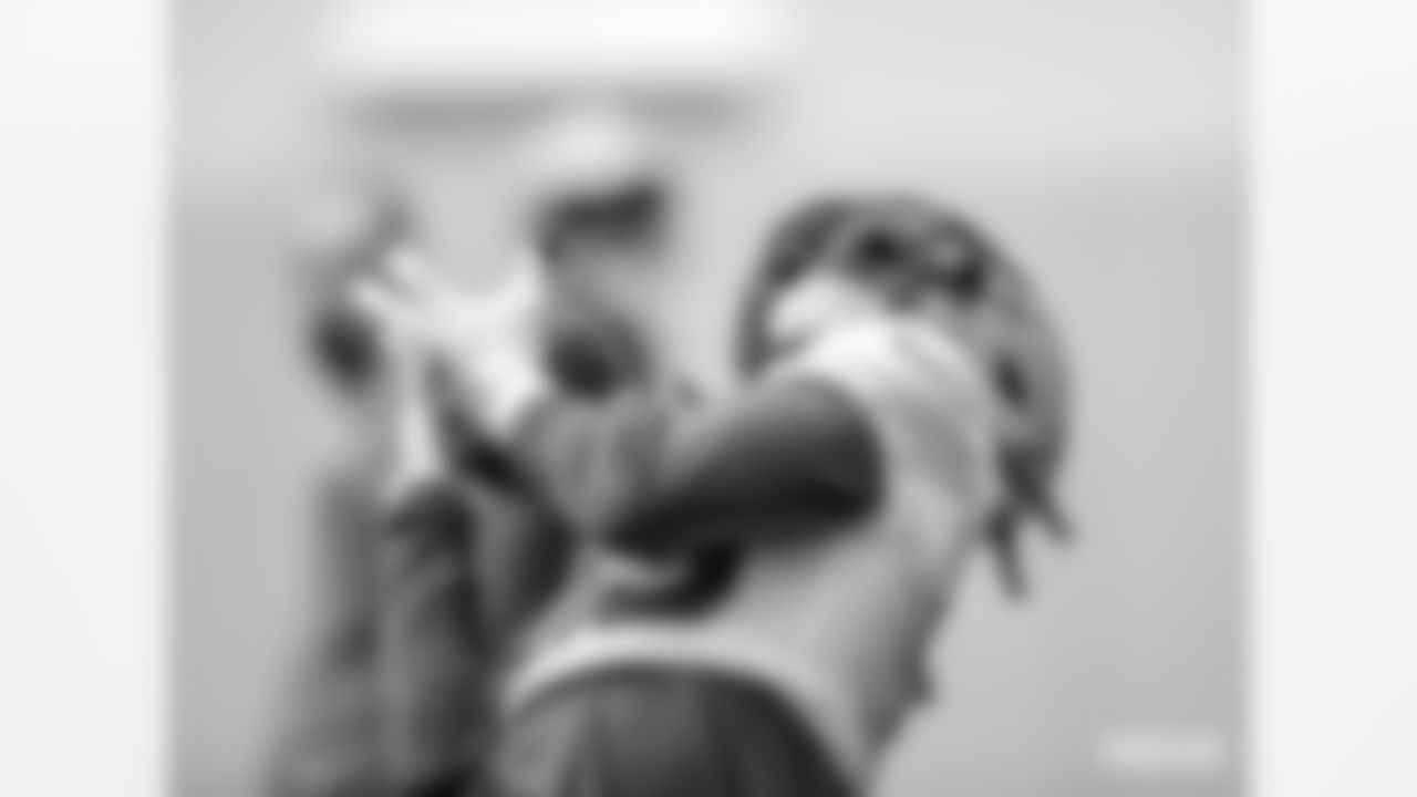 221130-evan-practice-gallery-2560059