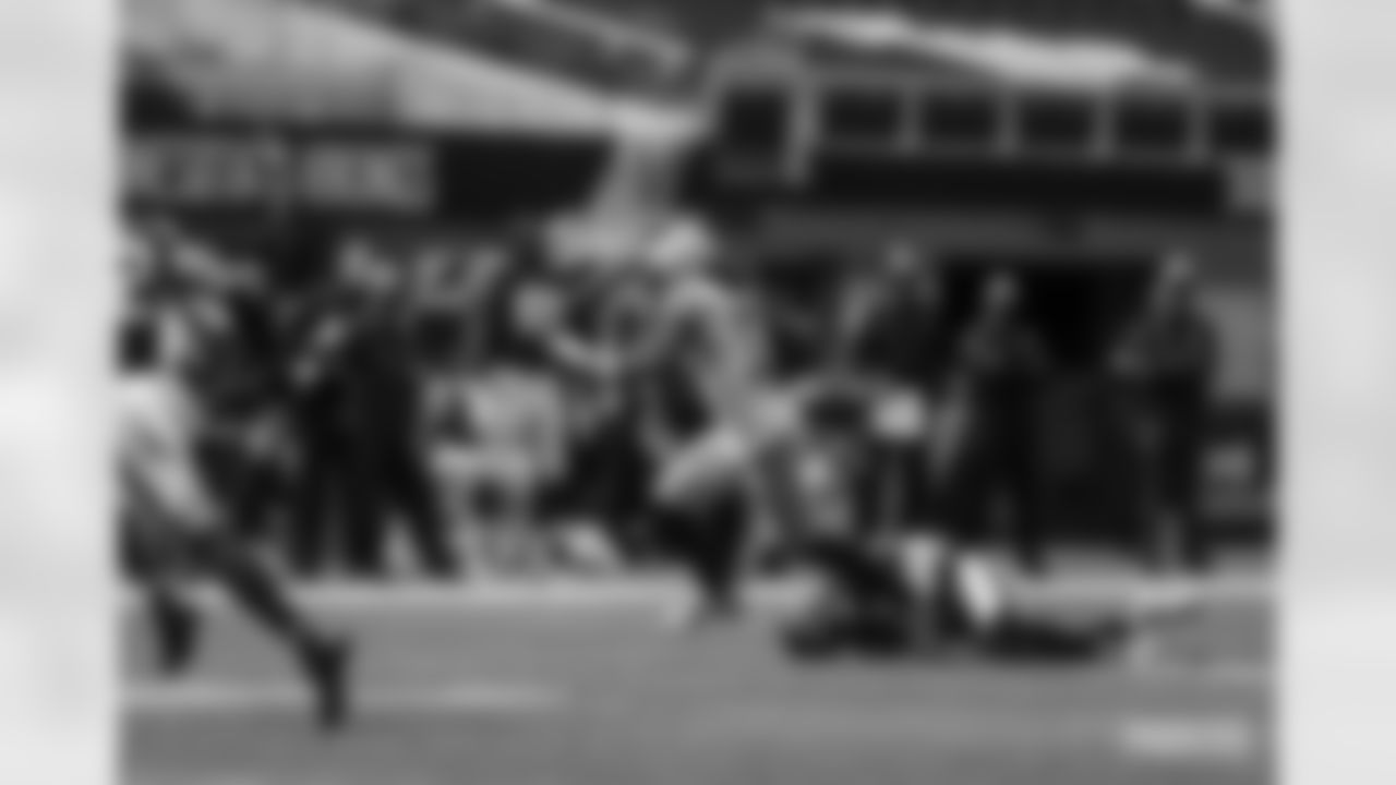 WR Davante Adams