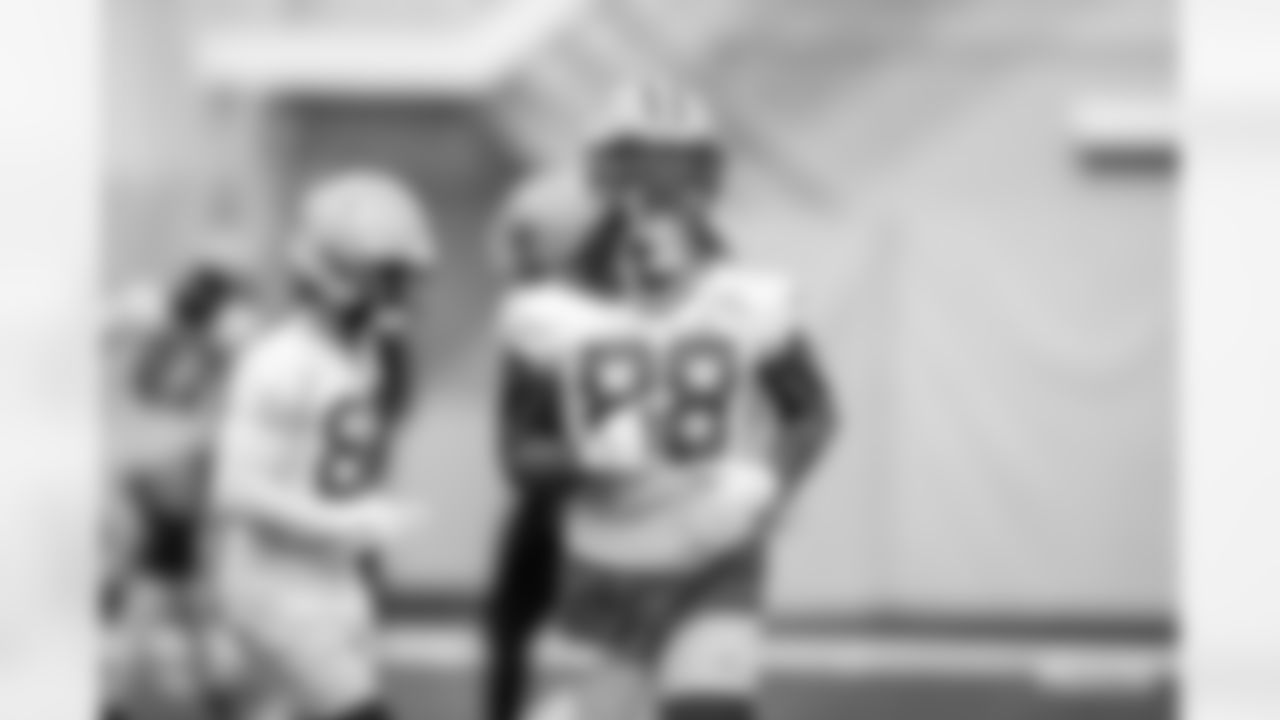 221222-evan-practice-gallery-2560015