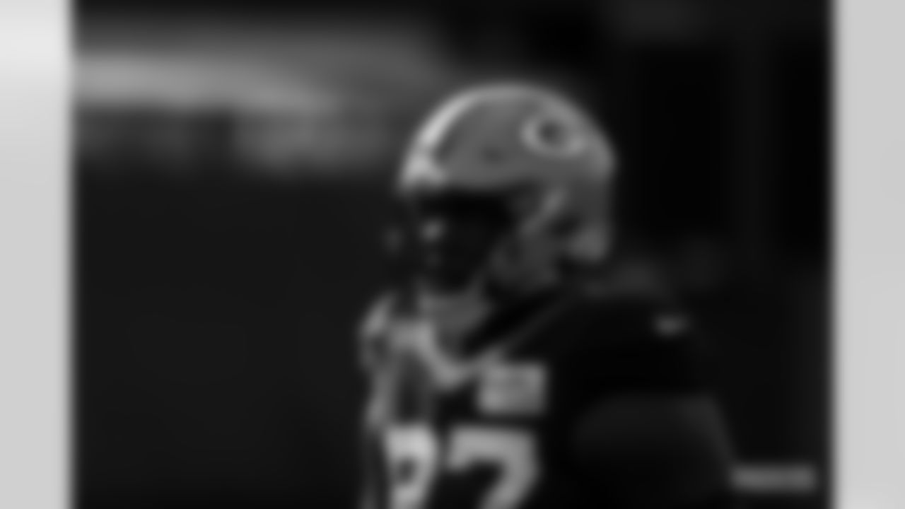 DL Kenny Clark