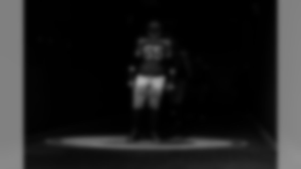 Taylor started a career-high 16 games at LG last season, one of three Green Bay linemen (David Bakhtiari, Bryan Bulaga) to open every game in 2016.