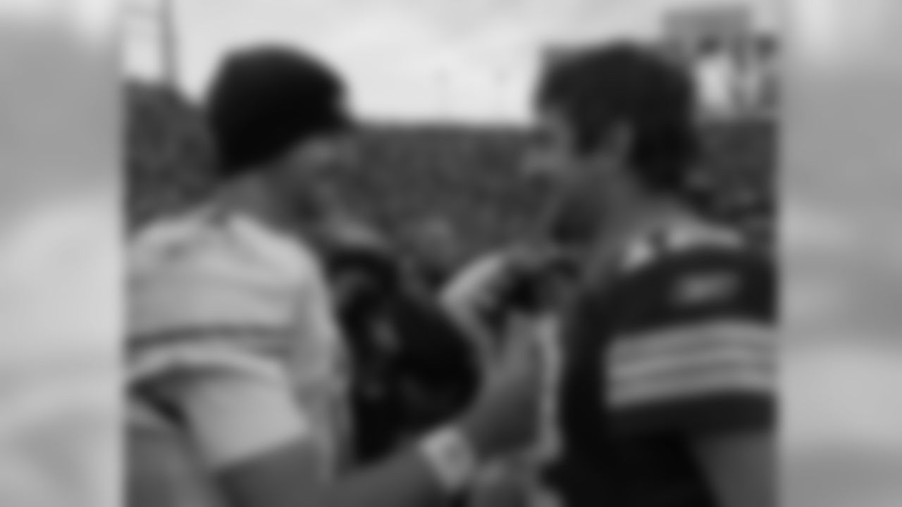 49ers Quarterback Alex Smith, Aaron Rodgers