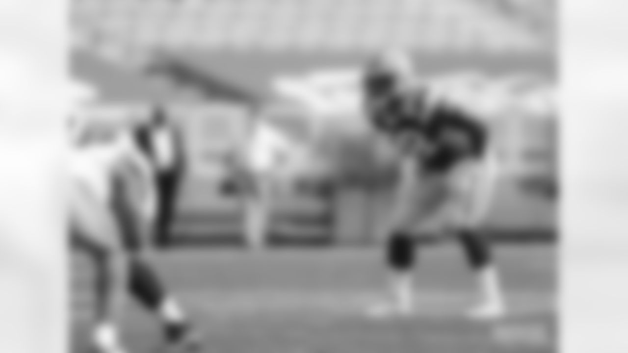 RB AJ Dillon