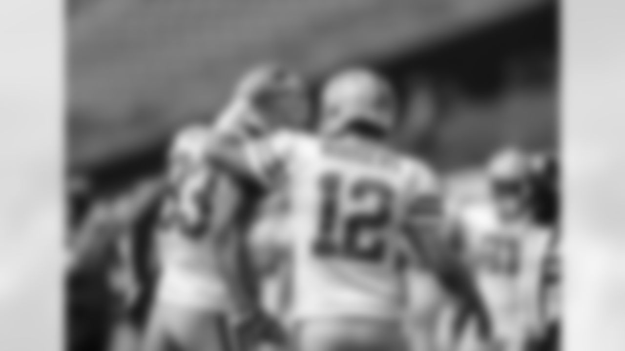 QB Aaron Rodgers