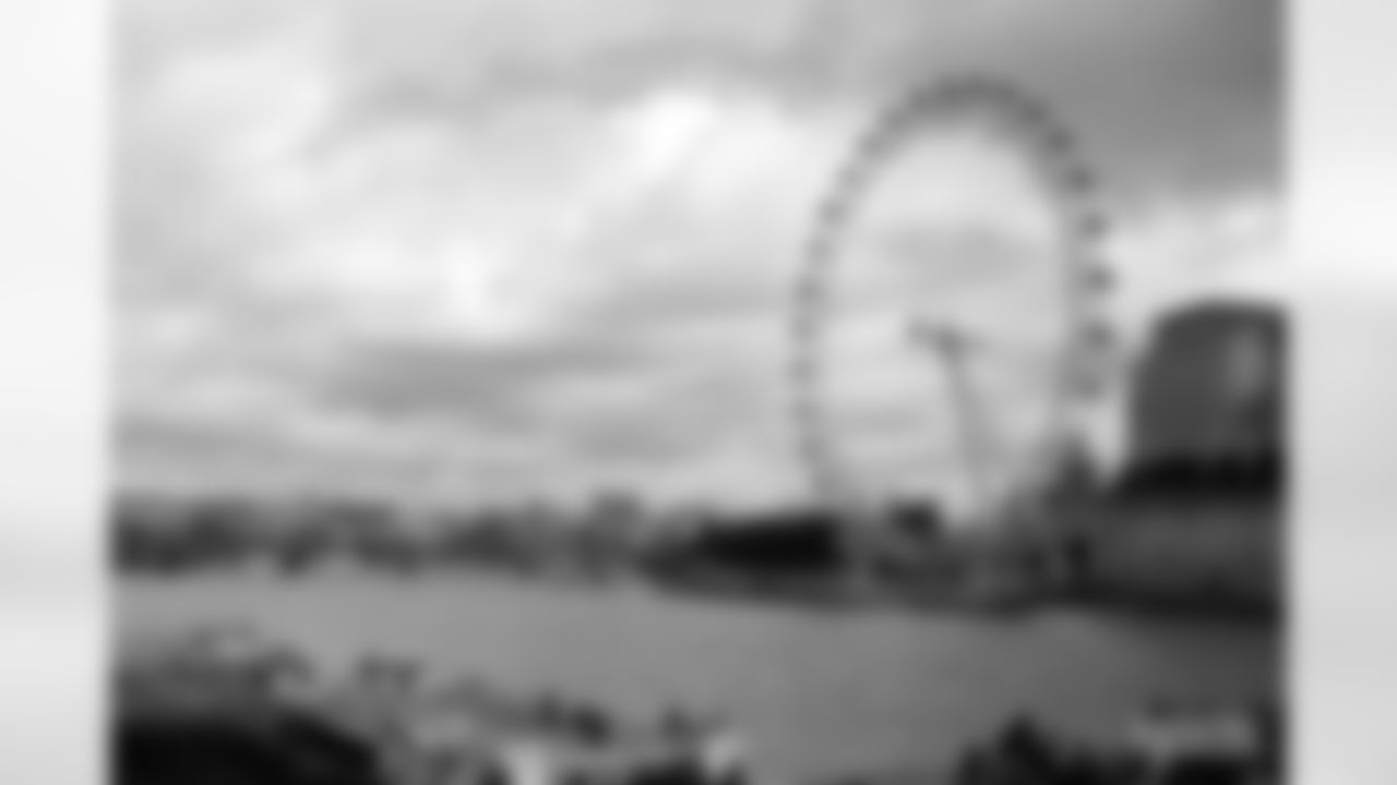 221007-london-bus-trip-2560038