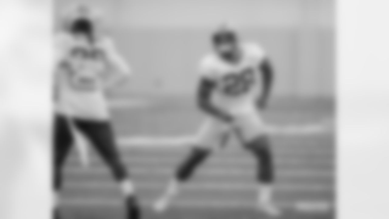 RB AJ Dillon