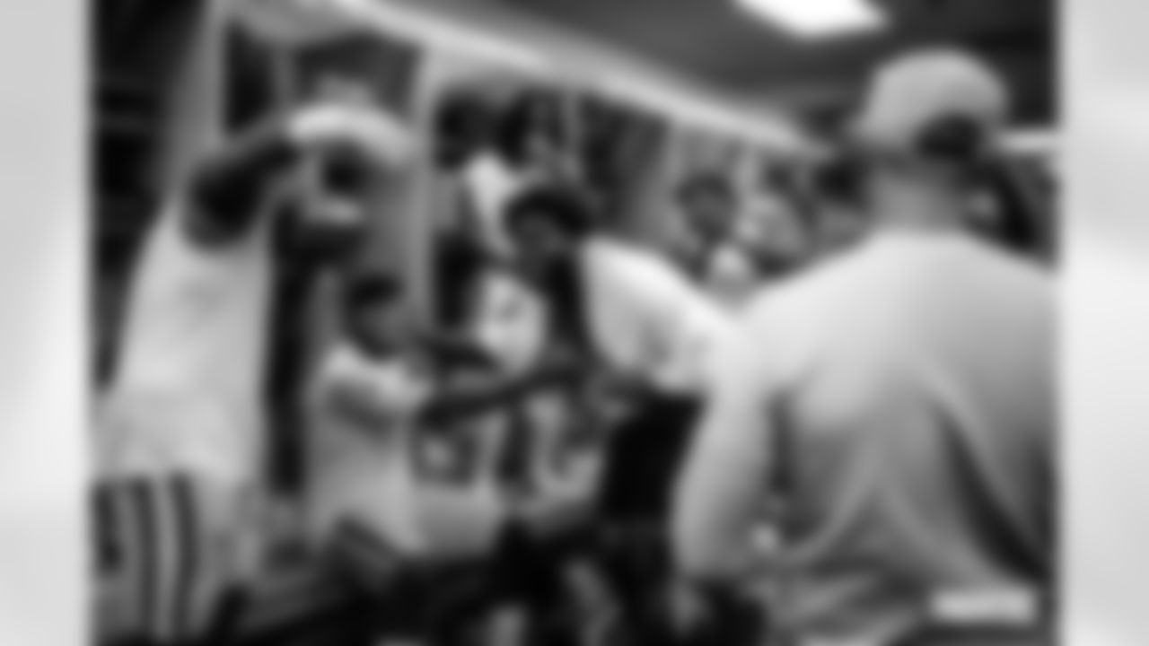 230910-LockerRoom-ES-33