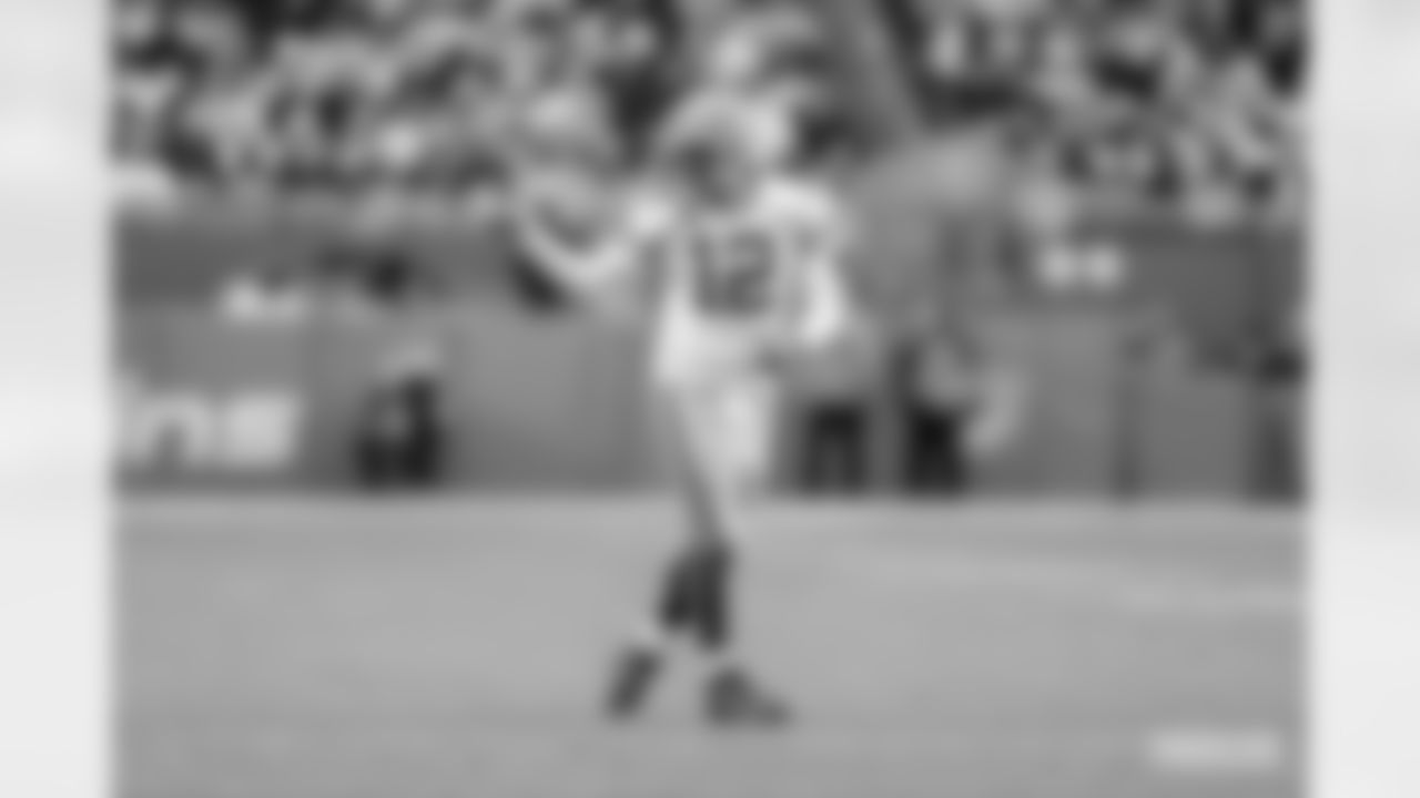 221225-packers-dolphins-siegle-WM-232