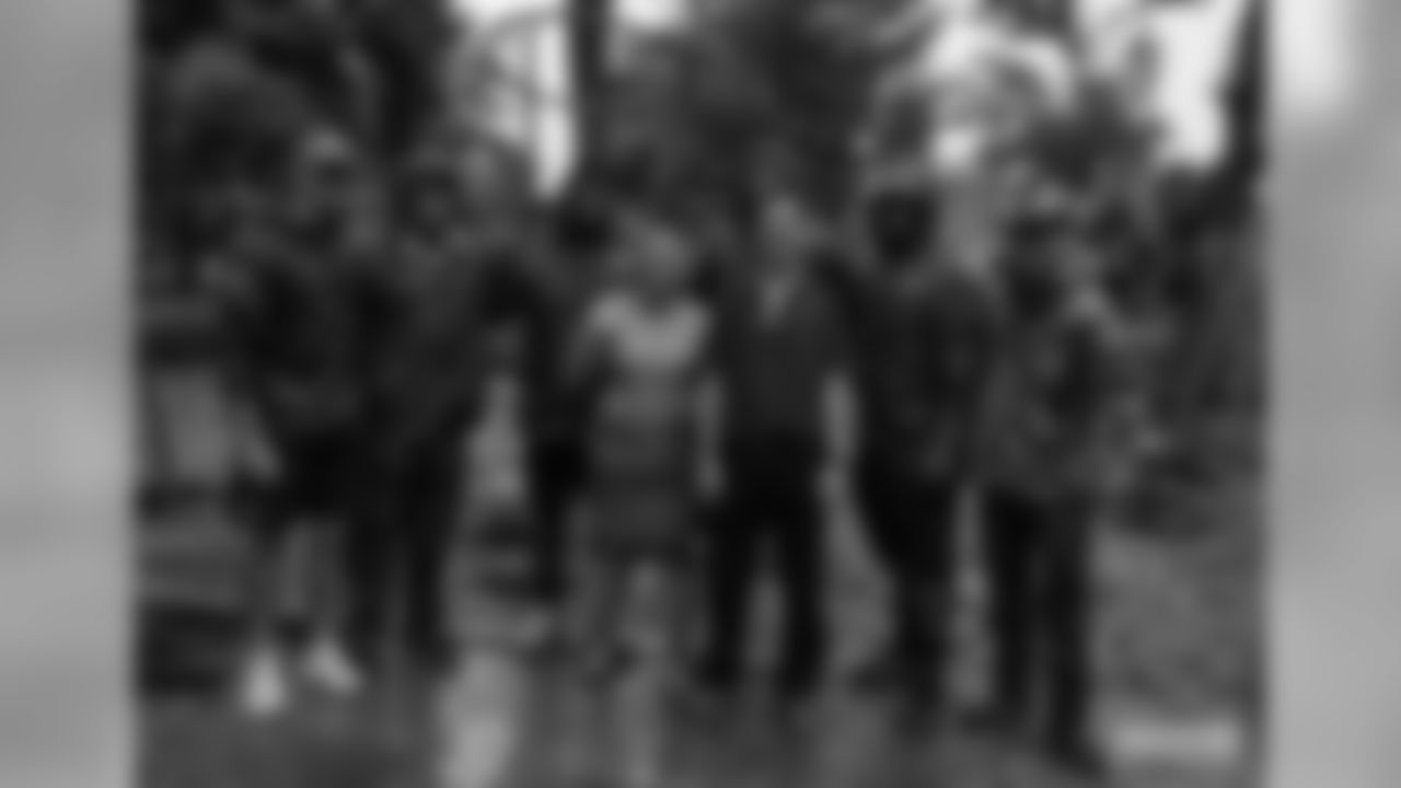 191001-playground-build-75