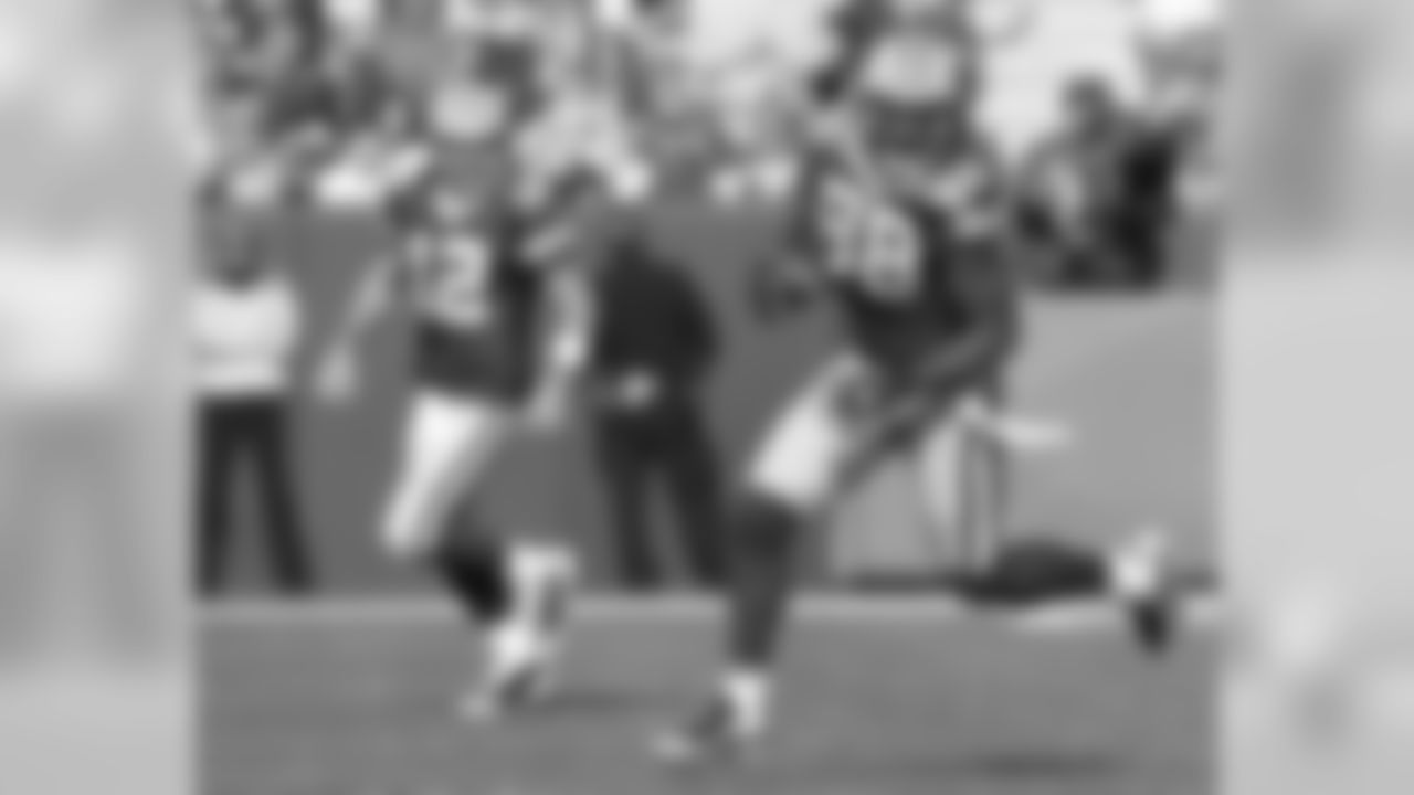 Aaron Rodgers, Jermichael Finley