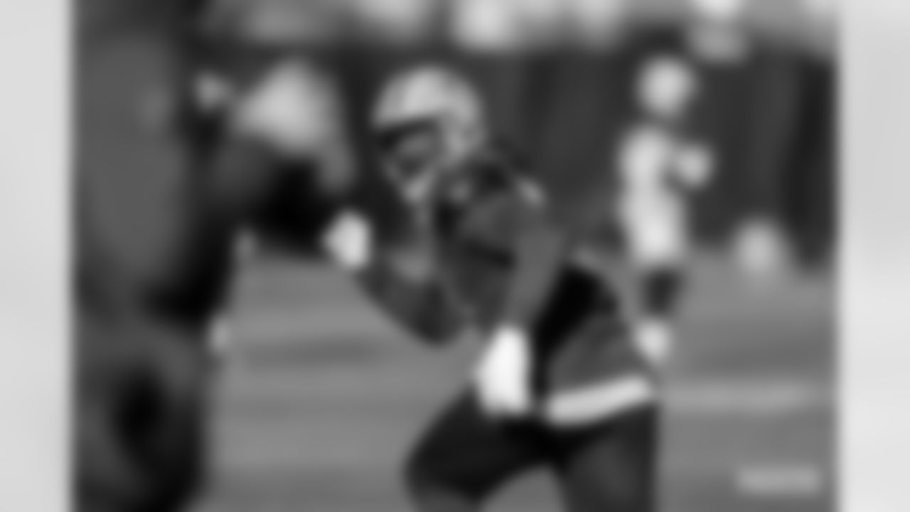 221201-evan-practice-gallery-2560033
