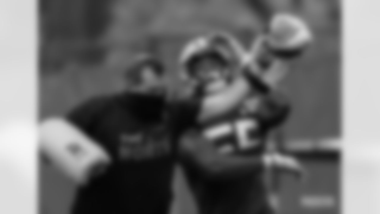 LB Za'Darius Smith