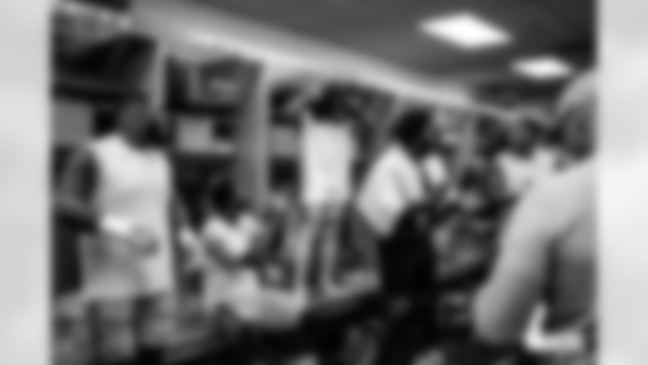 230910-LockerRoom-ES-30