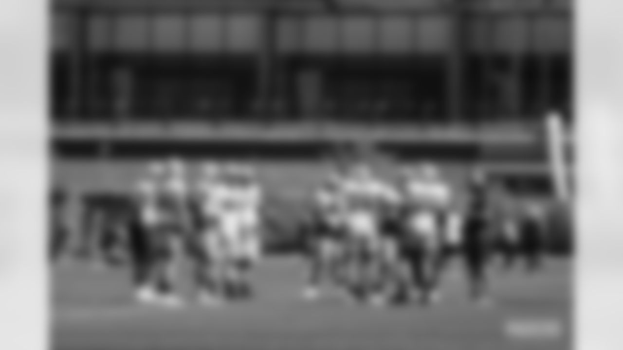 Offensive line