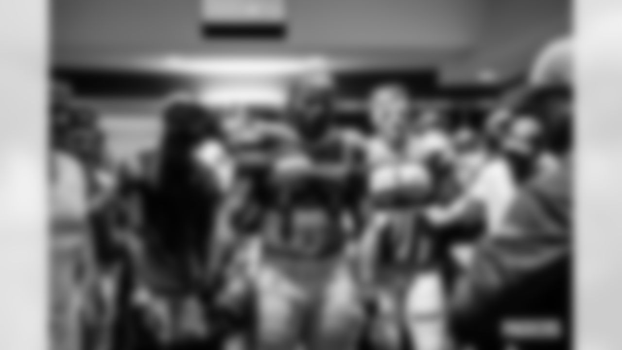 230924-locker-room-pics-siegle-wm-020