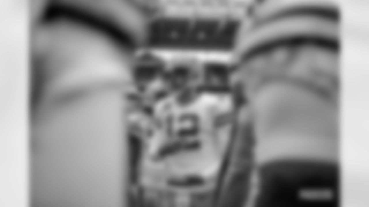221225-packers-dolphins-siegle-WM-36