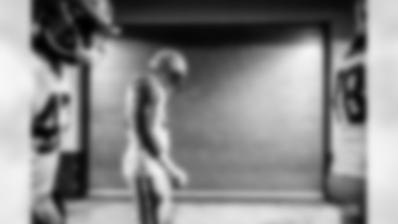 221225-packers-dolphins-siegle-WM-26