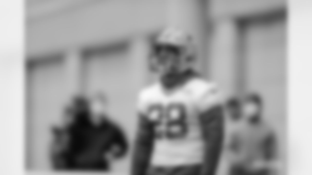 RB AJ Dillon
