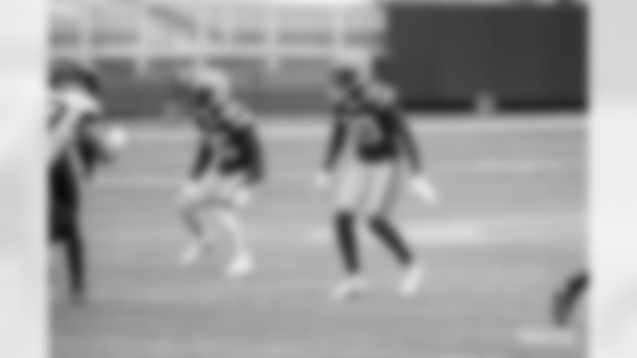 CB Chandon Sullivan
