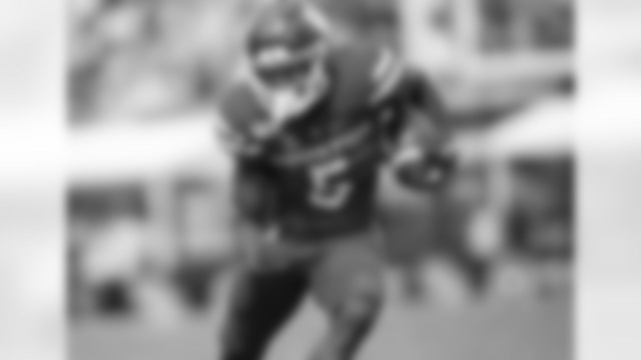 WR Marquez Stevenson - Houston