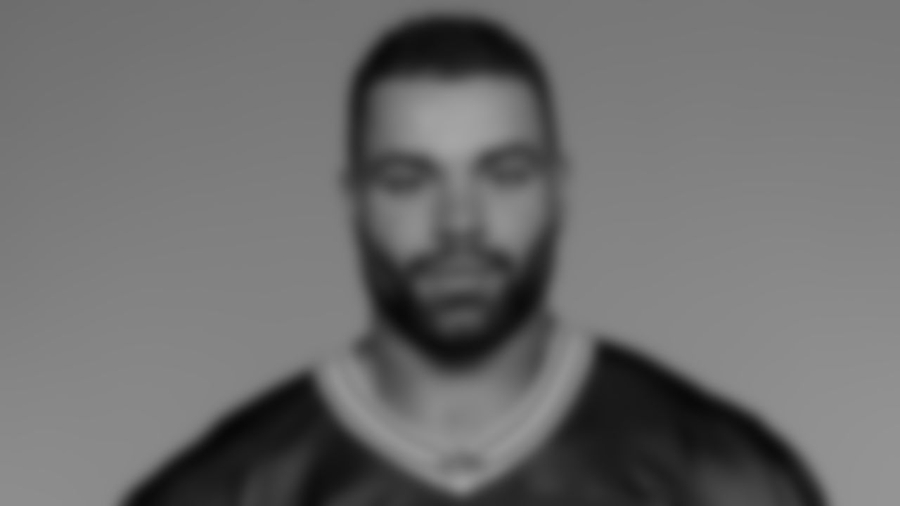 DL Eric Cotton