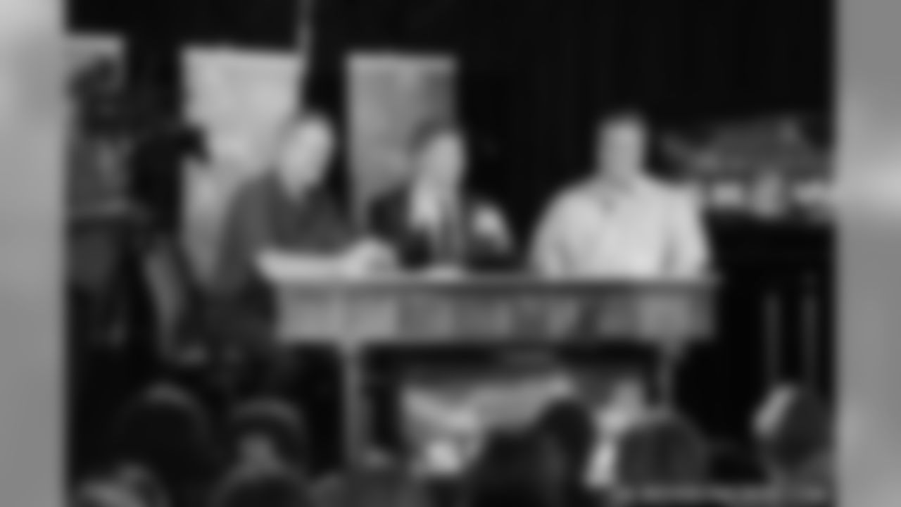The 'Mike McCarthy Show' Films In The Tundra Tailgate Zone