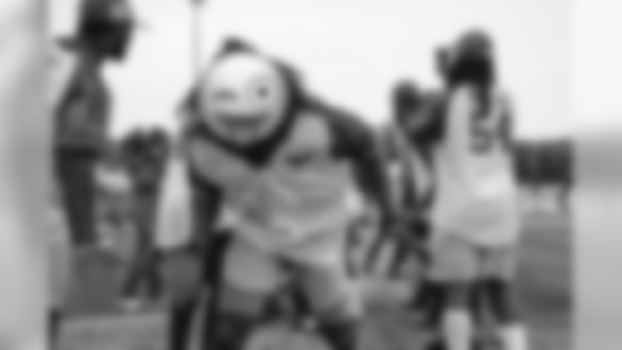 190717-world-emoji-day-09