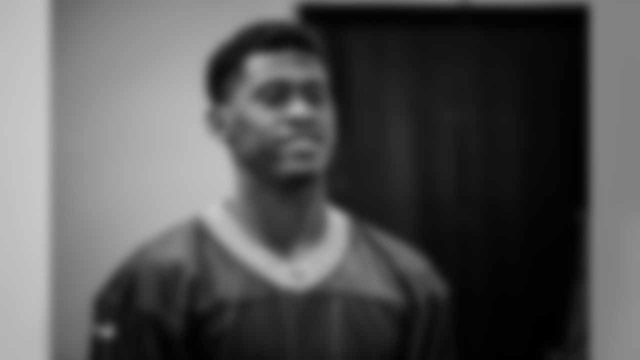190610-packers-take-headshots-62