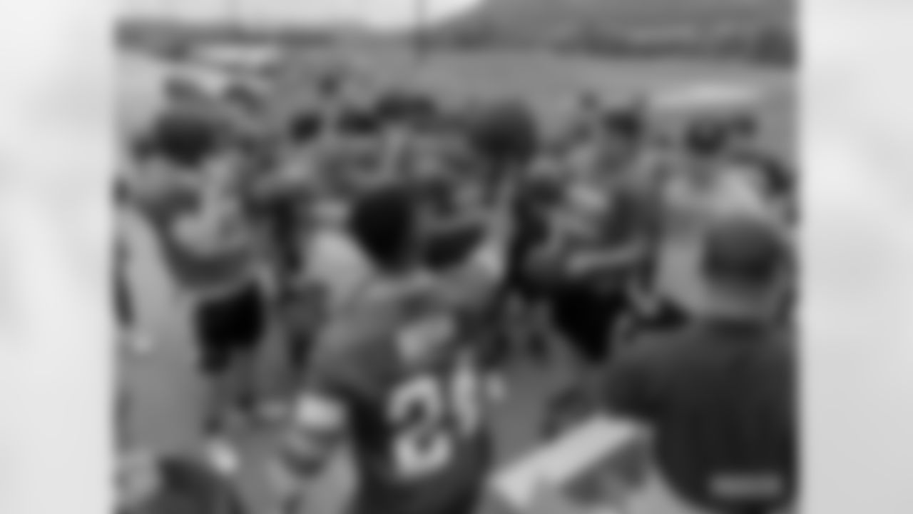 210812-packers-donate-helmets-high-schools-WM-017