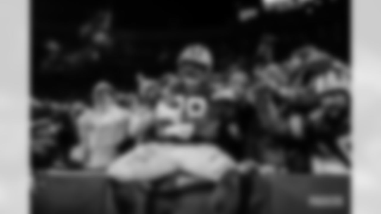 RB AJ Dillon