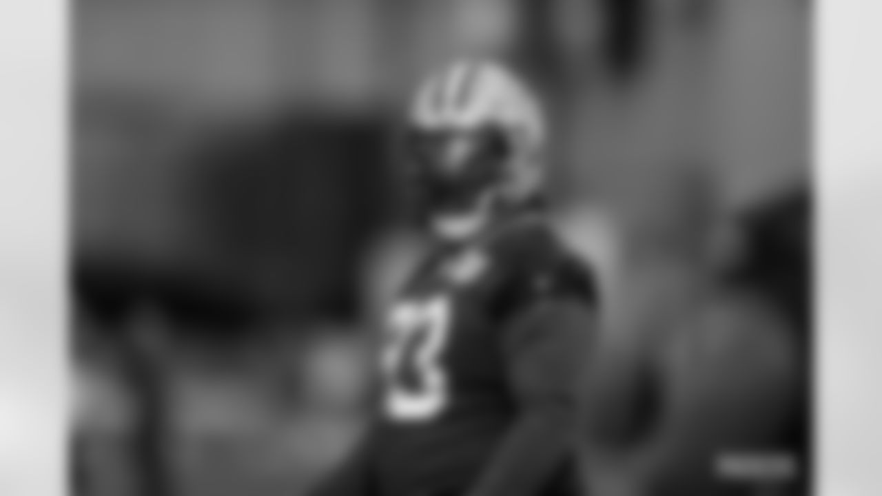 DL T.J. Slaton