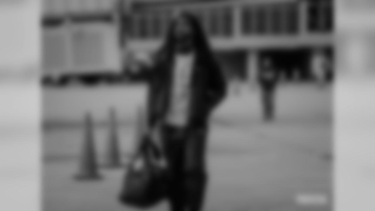 191101-packers-GRB-airport-siegle_WM-37