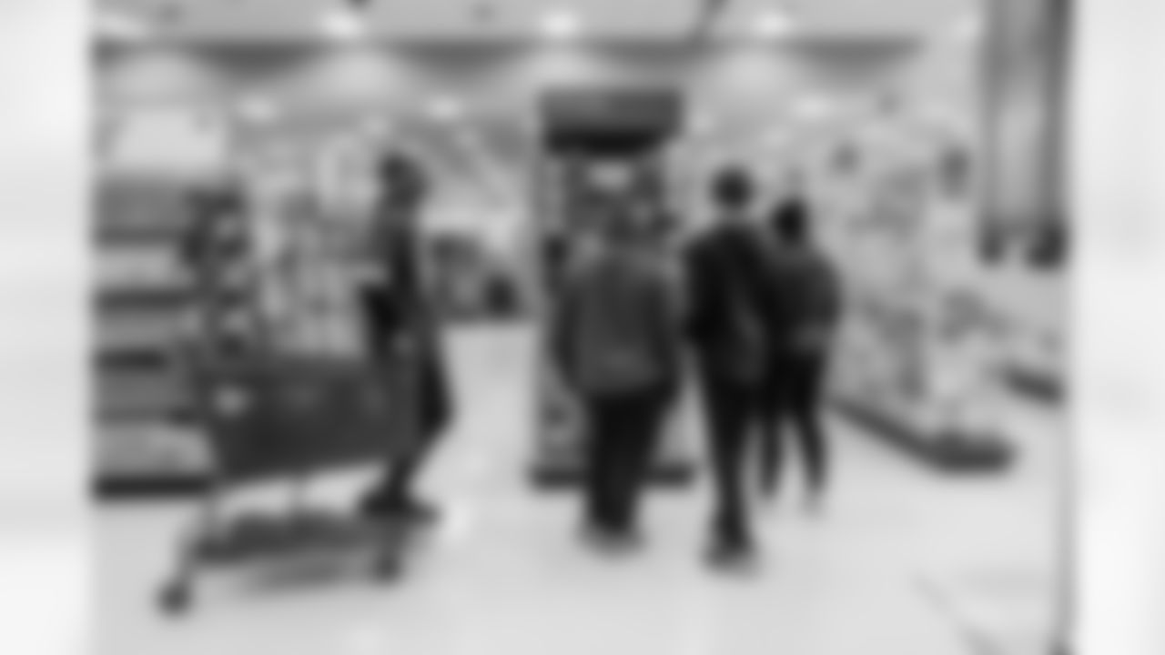 221215-tariq-target-shopping-2560010