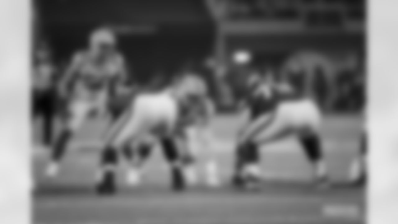 DL Tyler Lancaster