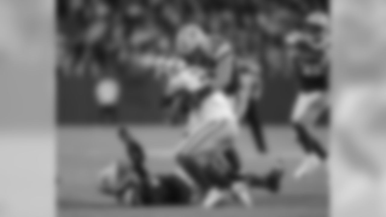 Green Bay Packers against the San Francisco 49ers during Monday night's game at Lambeau Field.